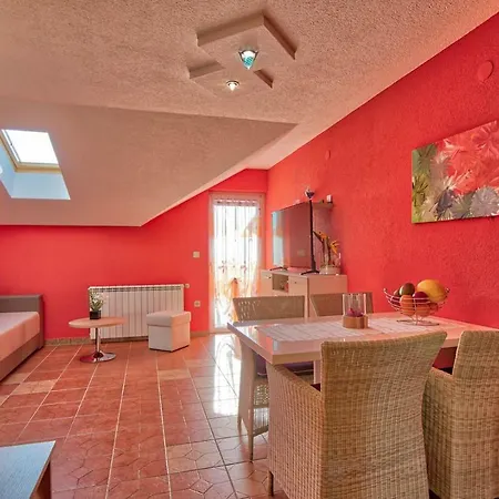 Affittacamere Holiday With The Breakfast Possibility Pola